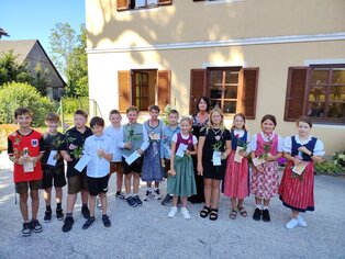 „Stimmige Schulschlussfeier in der VS Obermühlbach“